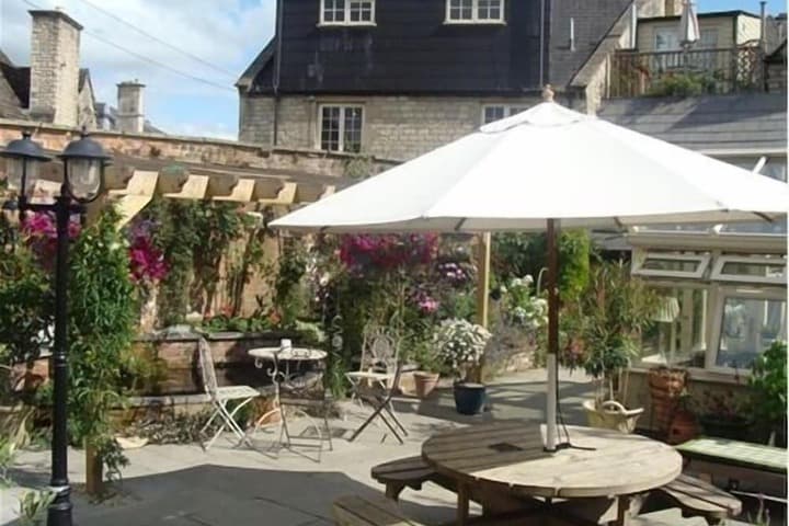 The Old Brewhouse photo 2