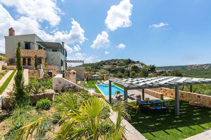 Erondas Cretan Country Villas photo 2