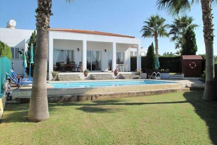 Chriseleni Latchi Villas photo 4