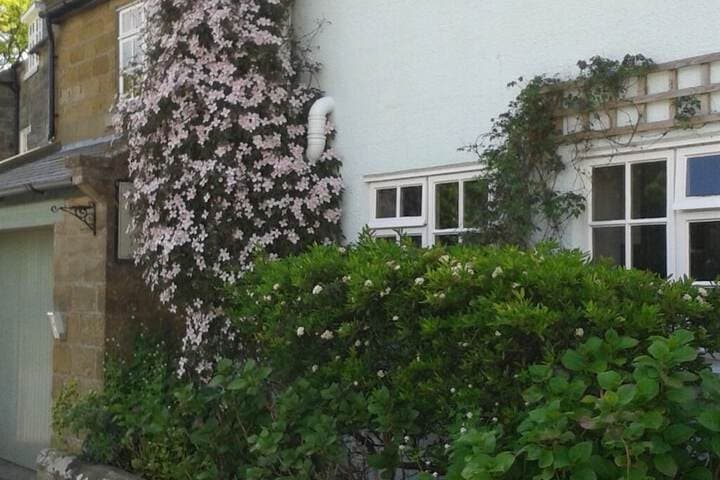 Thorpe Green House Vegetarian Bed&Breakfast photo 5