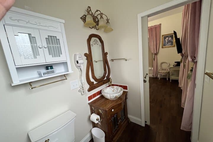 Holland Farmhouse Inn B & B photo 5