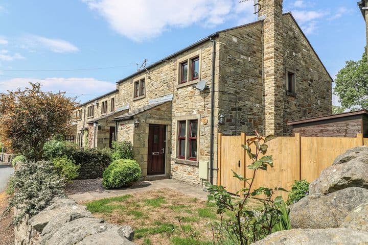 Croft Cottage photo 1