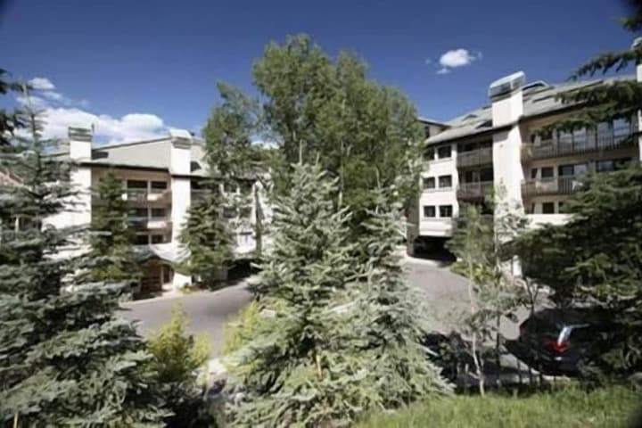 Townsend Place photo 3