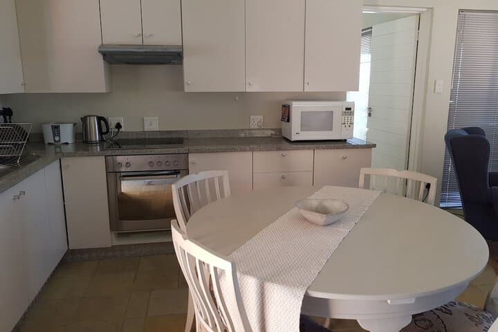 Orangerie Guesthouse photo 5