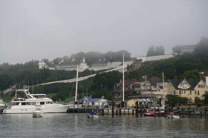 Inn on Mackinac photo 2