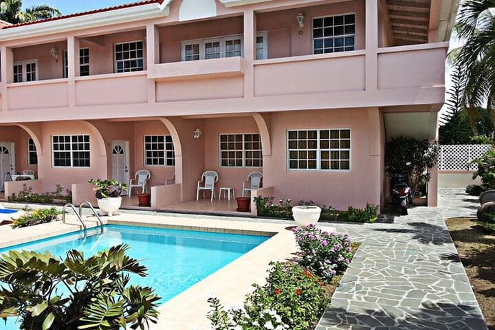 Beachcross Villa Apartments photo 3