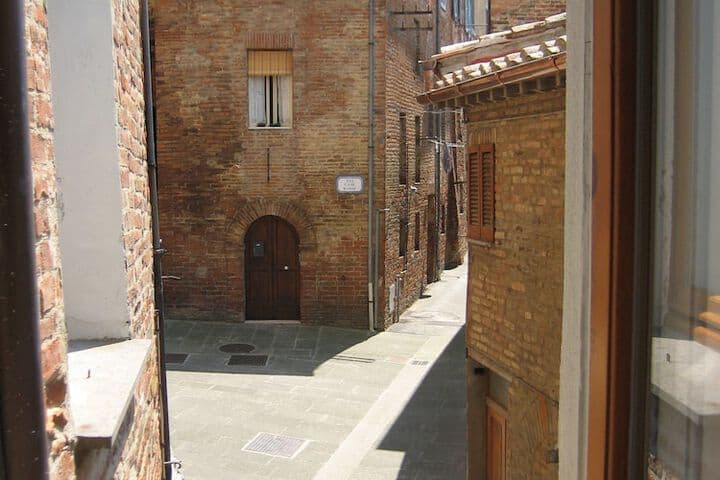 Popoltaio-Schiacciato destination view