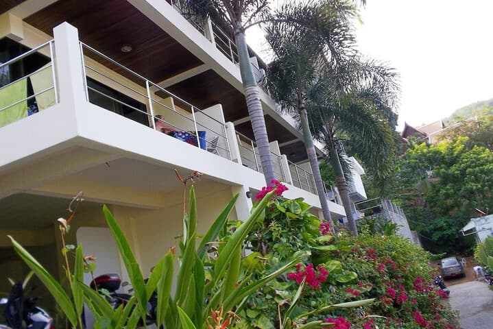 Mountain Sea View Luxury Apartments photo 4