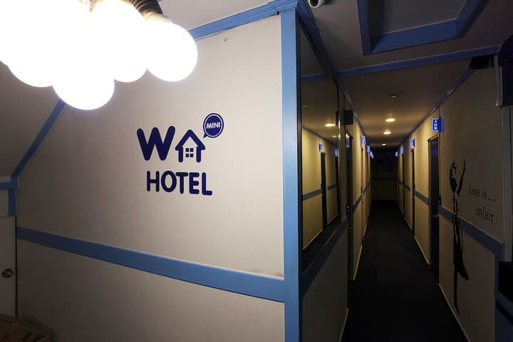 W mini hotel Hostel photo 3