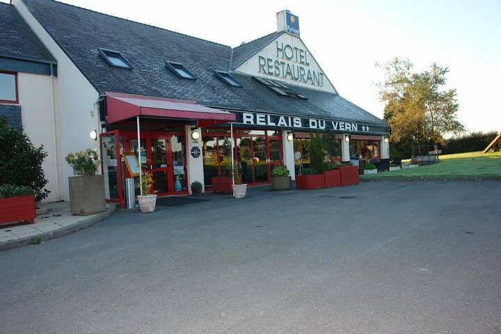 Brit Hotel Au Relais du Vern photo 2
