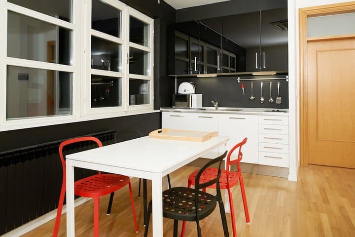 Central Downtown Apartments by Irundo photo 4