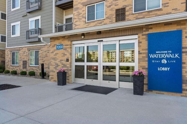 WaterWalk Extended Stay by Wyndham Kansas City Overland Pk photo 3