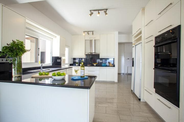 Sunset Beachfront Villa Meneou photo 5