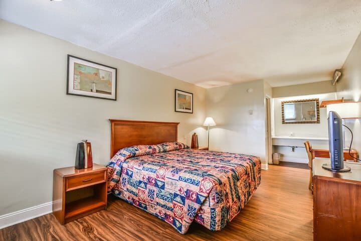 Economy Hotel Glenwood photo 3
