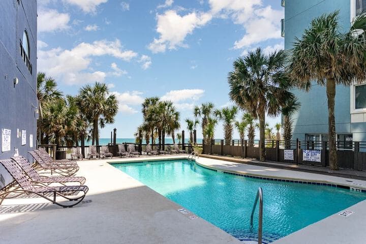 Sun N Sand Resort photo 4