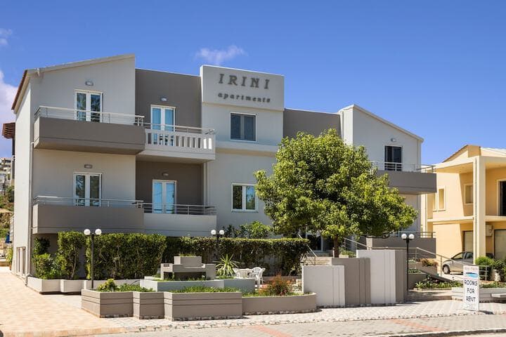 Irini Stalos Apartments photo 4