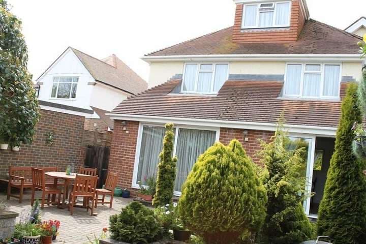 Merton House photo 4