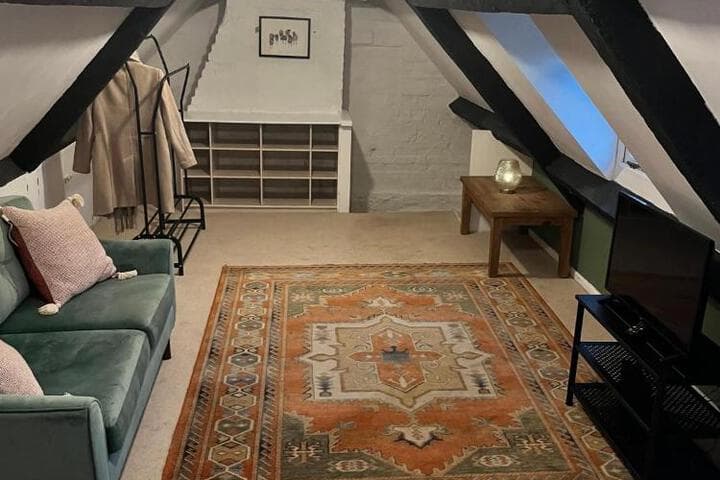 Heathcote House photo 2