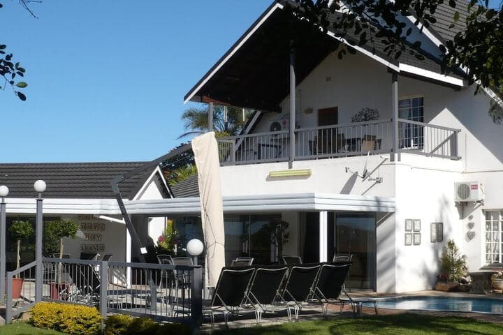 Dusk to Dawn Guesthouse photo 3