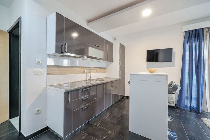 Boutique Apartments Ad Astra photo 3