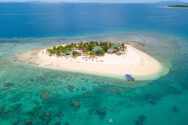 South Sea Island photo 2