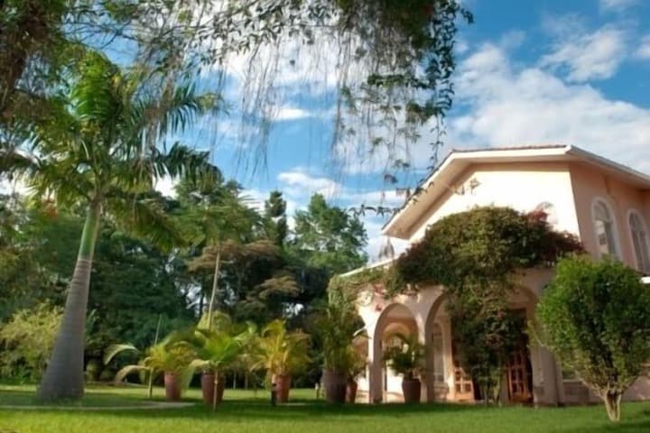 House of Waine photo 3
