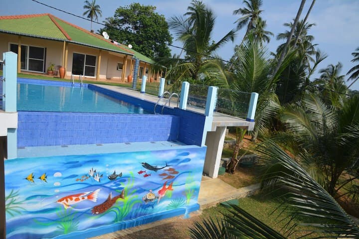 Hilltop Boosa photo 2