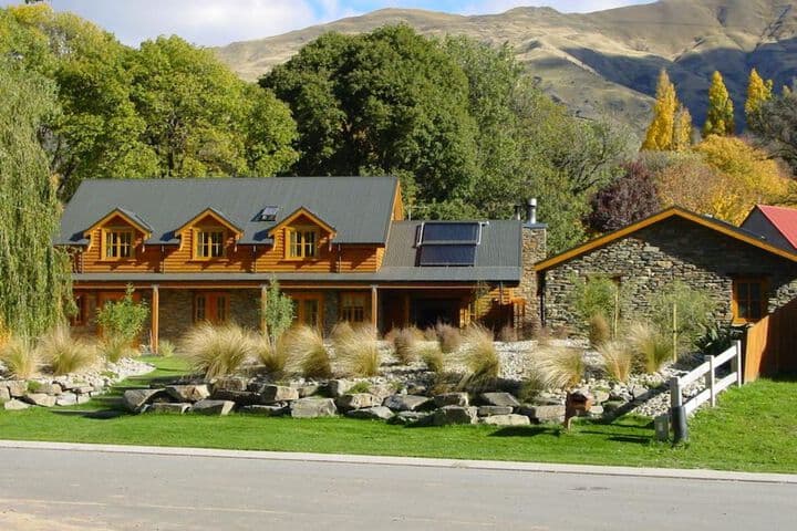 Wanaka Homestead Lodge & Cottages photo 5