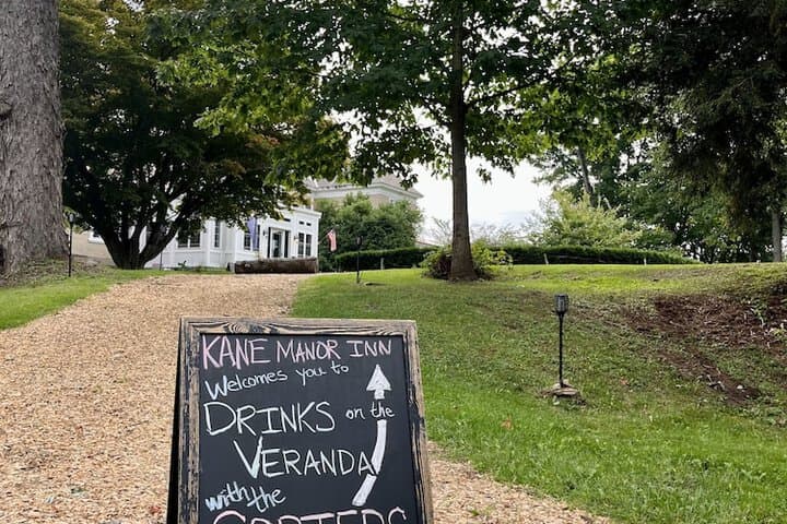 Kane Manor Inn photo 4