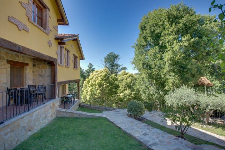 Casas del Monte destination view