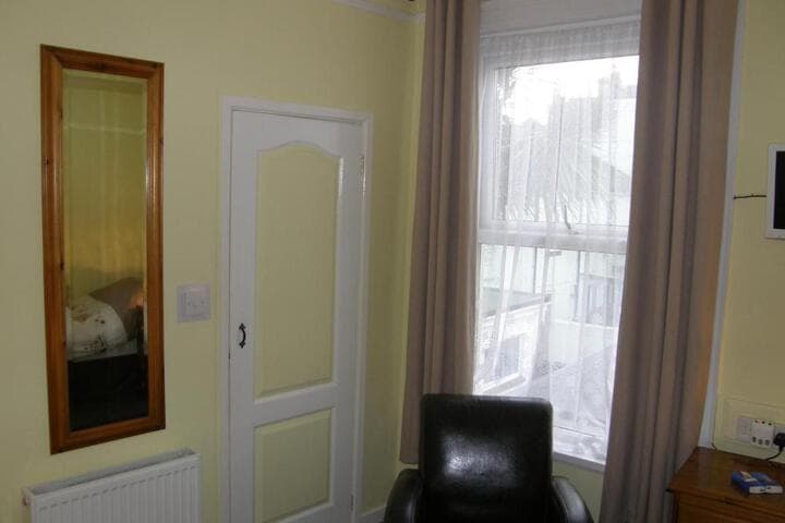 Kingswinford Guest House photo 2