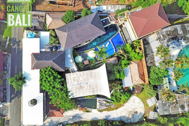 808 Residence photo 4