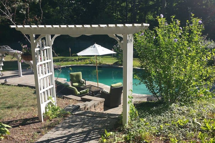The Bevin House Bed & Breakfast photo 2