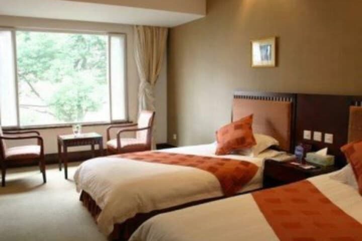 Taoyuan Holiday Hotel photo 2
