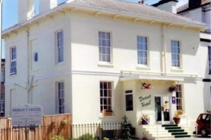 Dorset Hotel photo 2