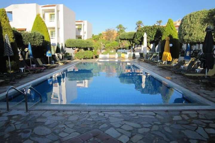 Nikolas Villas Apartments photo 5