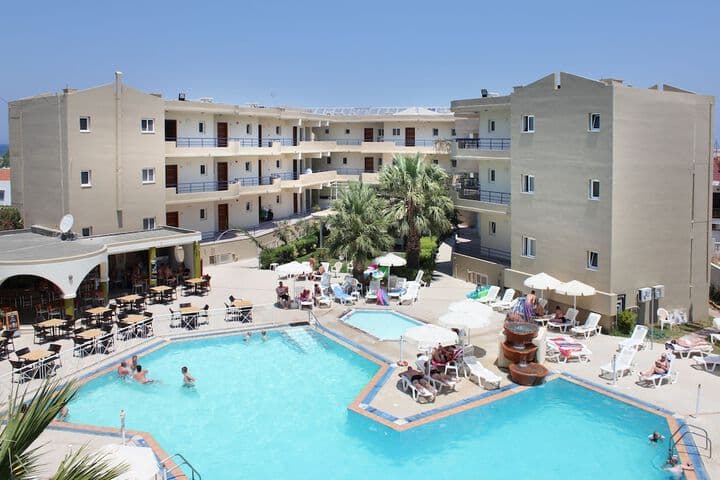 Sea Melody Beach Hotel & Apartments photo 5