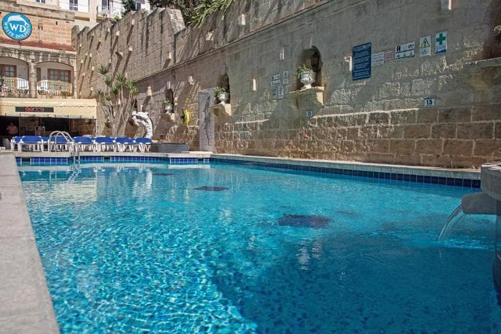 White Dolphin Complex Hotel photo 5
