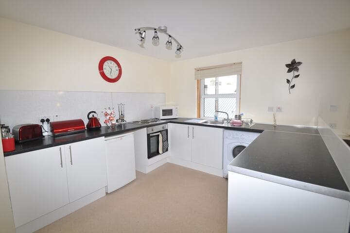 3 Varis Apartments photo 5