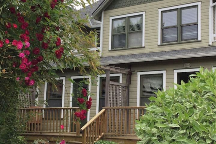 The Wild Iris Inn photo 2
