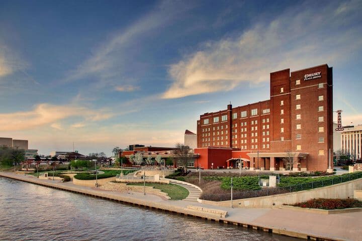 Drury Plaza Hotel Broadview Wichita photo 5