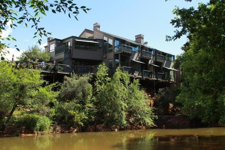 The Inn Above Oak Creek photo 5