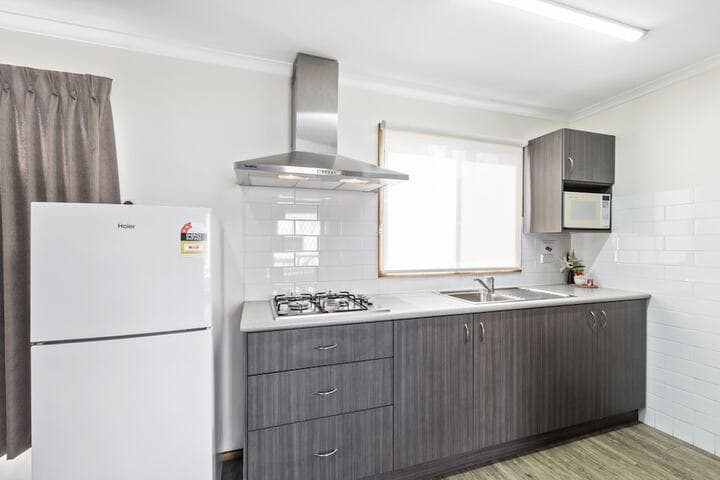 Central Caravan Park photo 5