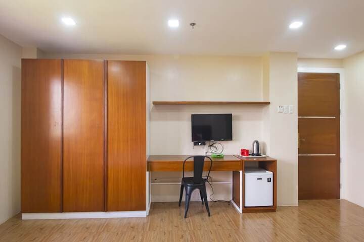 Super OYO 832 The Teepee Place Hostel & Residence Inn photo 3