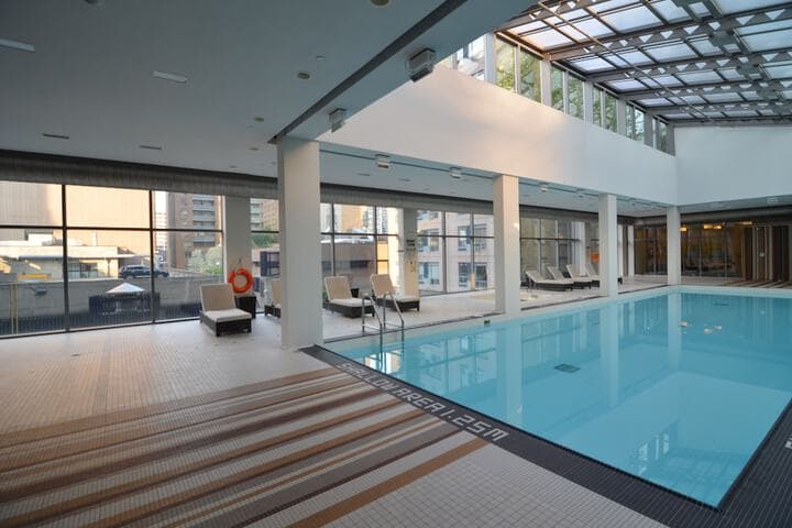 Toronto Escape The Ruby Pink Suite photo 4