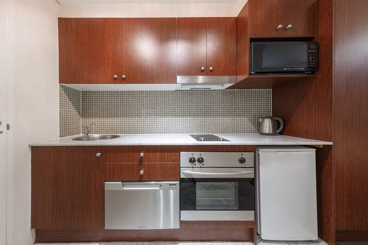 Park Regis Concierge Apartments photo 5