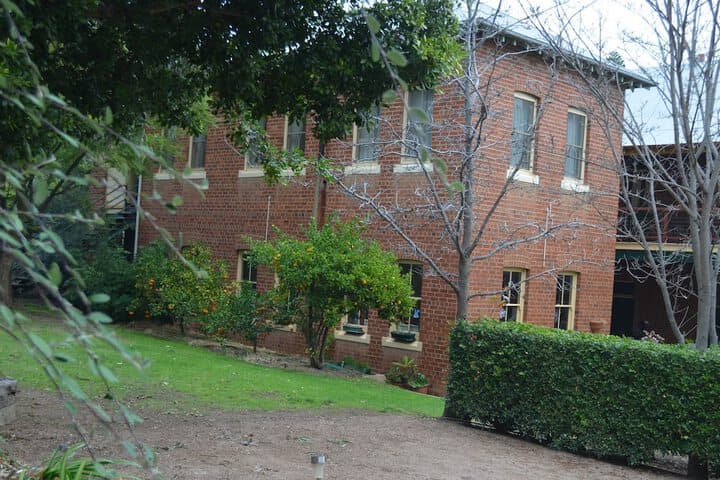 The Old Parkes Convent photo 2