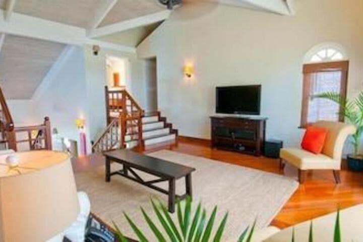Orchard Bay Villa photo 3