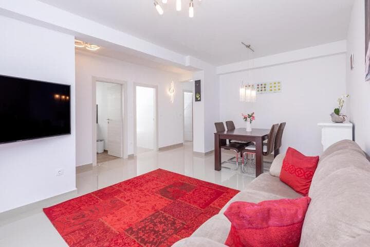 Angela Apartments photo 5