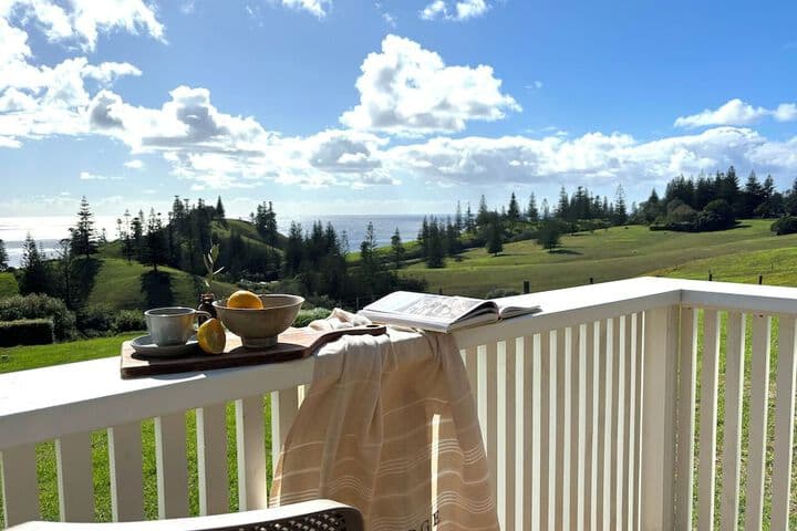 Cascade destination view
